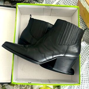 Sam Edelman Winona Boots - Size 10